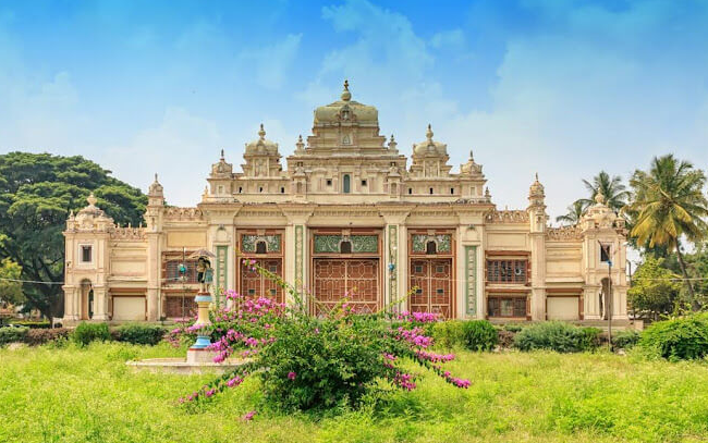 Jaganmohan Palace Art Gallery And Auditorium, Mysuru (Mysore), Karnataka - Vushii.com Jaganmohan Palace Art Gallery And Auditorium, Mysuru (Mysore), Karnataka - Vushii.com